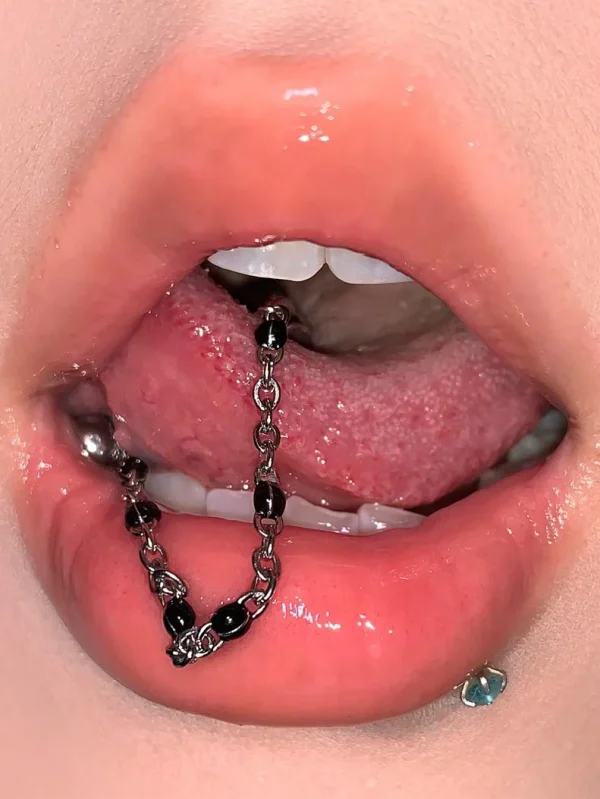 Body-Jewellery-Devil-Skull-Chain-Tongue-Stud-2 body piercing jewellery