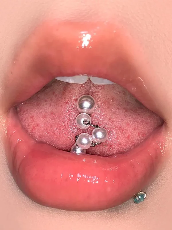 Body-Jewellery-pearls-chain-Tongue Stud-3 body piercing jewellery