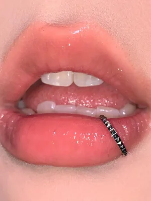 Lip-Piercing-Jewellery-3D-Bulge-Circular-Barbell-1 body piercing jewellery