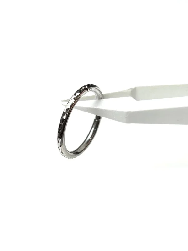 Lip-Piercing-Jewellery-3D-Bulge-Circular-Barbell-4 body piercing jewellery