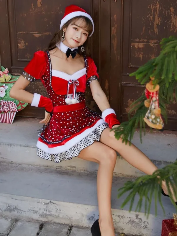 christmas-costume-cute-polka-dot-dress-5 cute christmas costumes