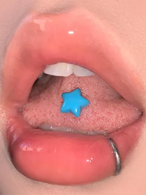 Body-Jewellery-Luminous-Star-Tongue-Stud-1 tongue piercing studs