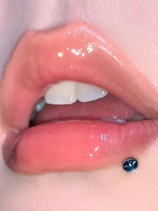 Piercing-Jewellery-Magic-Bulb-Lip-Stud-1 lip piercing studs