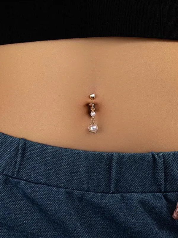 belly-button-piercing-ring-pearl-pendant-body-jewelry-1 belly button jewellery