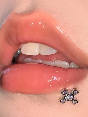 body-jewellery-clover-lip-piercing-rings-1 piercing jewelry