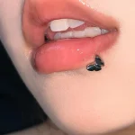 body-jewellery-small-butterfly-lip-piercing-studs-2 piercing jewelry