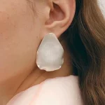 brushed-petal-sliver-earrings-1 basic earrings