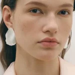 brushed-petal-sliver-earrings-2 basic earrings