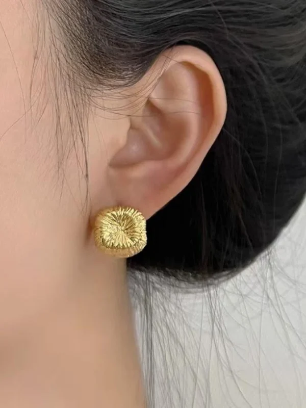 brushed-square-gold-earrings-1 gold earrings