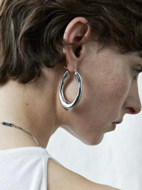 corrugated-hollow-gold-earrings-2 basic earrings