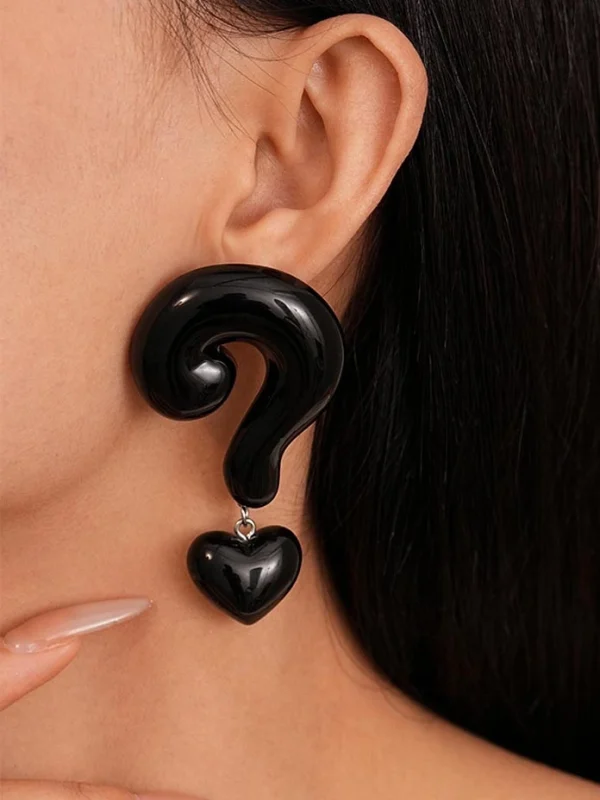cute-earrings-question-mark-shape-2 cute ear studs