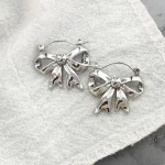 cute-earrings-sliver-bow-3 sliver hoop earrings