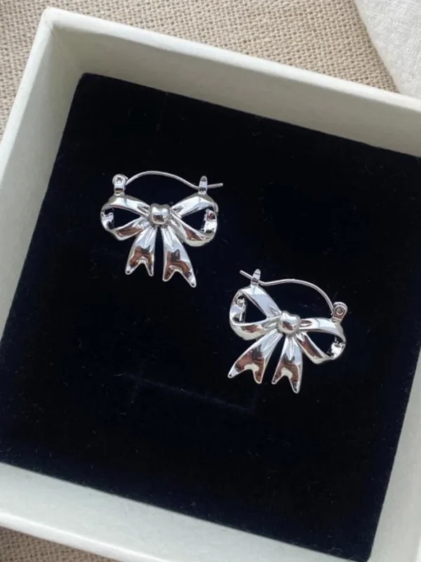 cute-earrings-sliver-bow-4 sliver hoop earrings