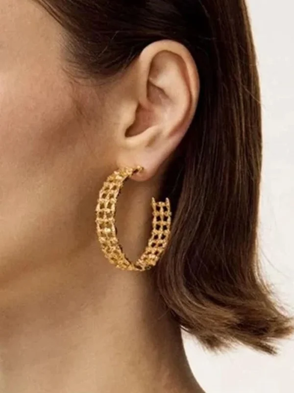 ear-piercing-jewelry-c-shape-ear-rings-1 gold earrings