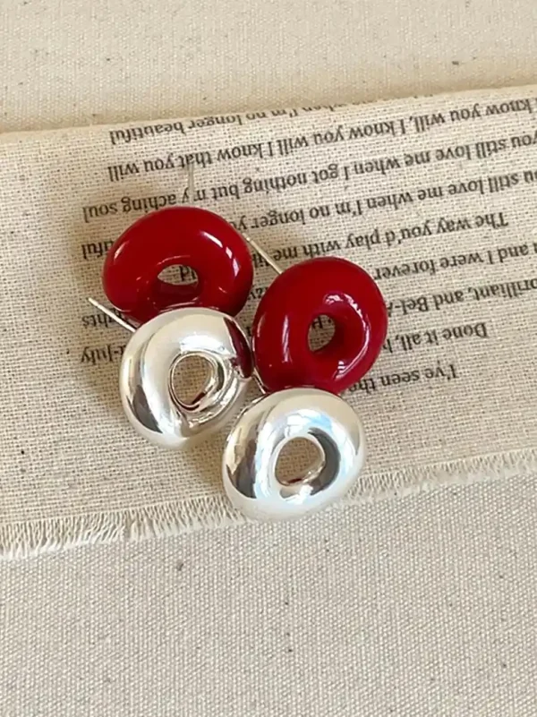 ear-piercing-jewelry-cute-circle-leaf-ear-studs-2 ear jewellery