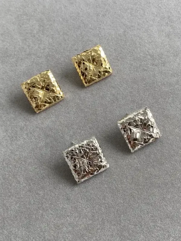 ear-piercing-jewelry-luxury-square-leaf-ear-stud-3 gold earrings