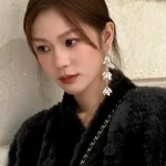 ear-piercing-jewelry-pearl-flowers-earrings-2 pearl earrings