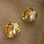 ear-piercing-jewelry-round-daisy-ear-studs-6 gold earrings