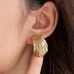 ear-piercing-jewelry-shell-shape-ear-stud-1 gold earrings