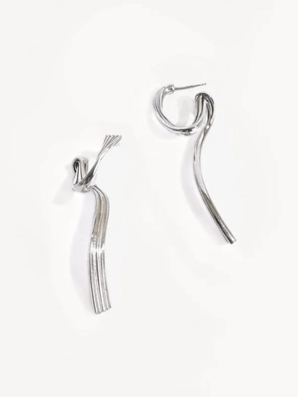 ear-piercing-jewelry-twist-line-ear-studs-3 sliver earrings