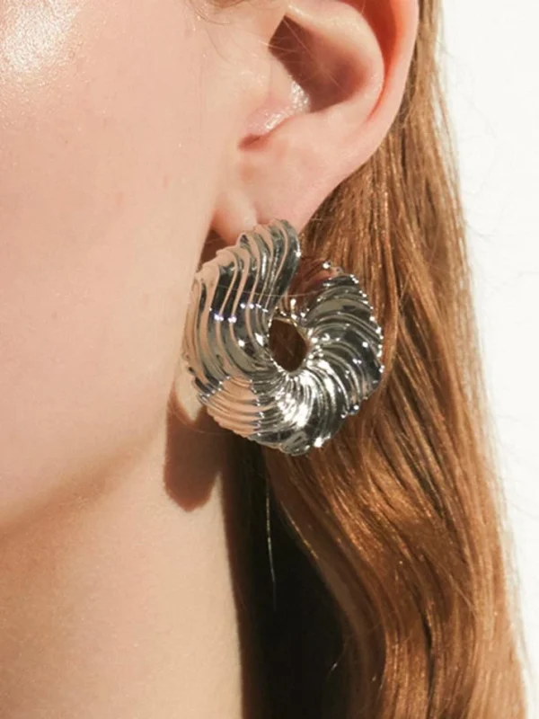 ear-piercing-jewelry-twist-waves-ear-studs-1 sliver earrings