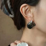 ear-piercing-jewelry-unique-shell-ear-studs-2 sliver earrings