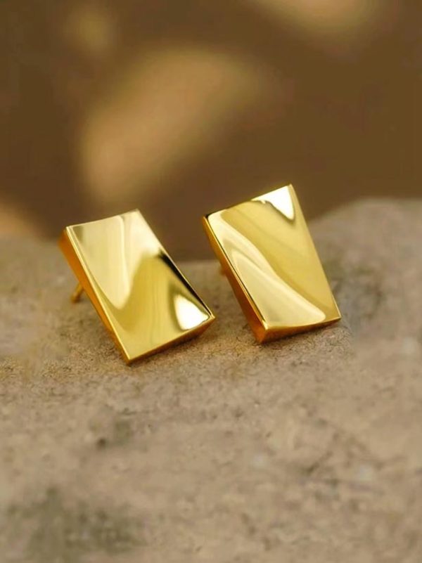 gold-earrings-basic-3d-style-2 basic earrings
