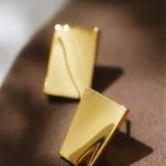 gold-earrings-basic-3d-style-3 basic earrings