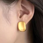 gold-earrings-basic-rectangle-shape-1 basic earrings
