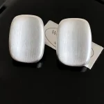 gold-earrings-basic-rectangle-shape-3 basic earrings