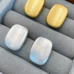 gold-earrings-basic-rectangle-shape-5 basic earrings