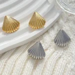 gold-earrings-cute-shell-shaped-2 cute earrings