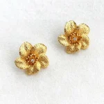 golf-earrings-pretty-bauhinia-3 gold earrings