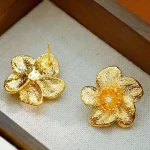 golf-earrings-pretty-bauhinia-4 gold earrings