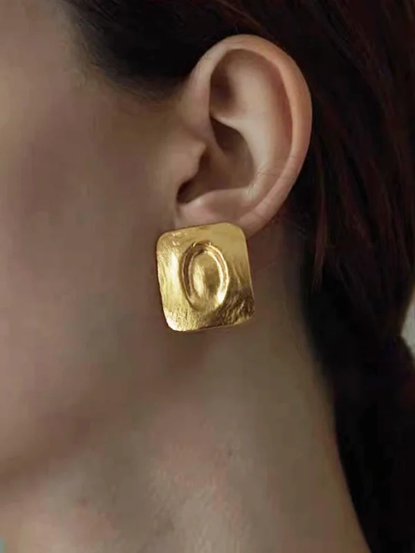 golf-earrings-rectangle-unique-texture-1 basic earrings