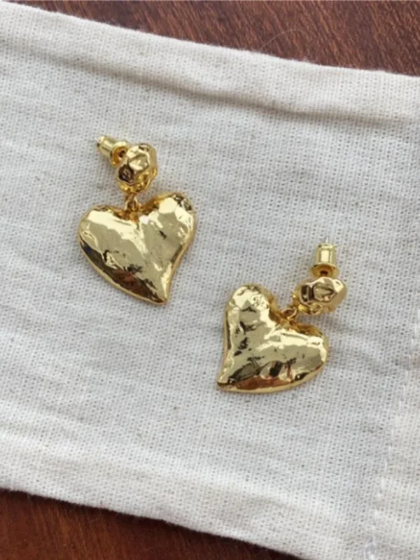 heart-shaped-gold-earrings-4 gold earrings