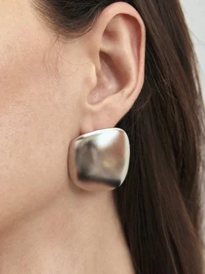 matte-sliver-earrings-gold-ear-studs-1 basic earrings