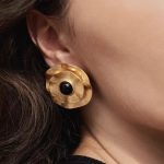 retro-earrings-black-agate-flying-saucer-2 gold earrings