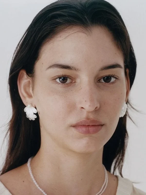 sliver-earrings-4-petals-with-pearl-2 pearl earrings