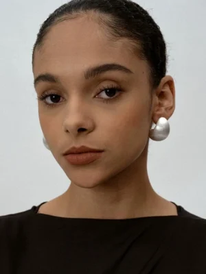 sliver hoop earrings