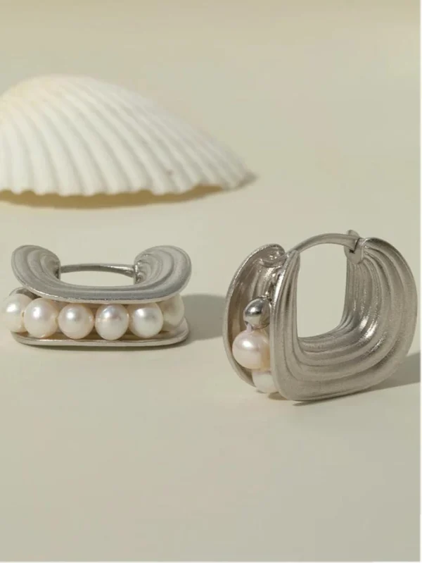 sliver-earrings-middle-pearls-design-2 pearl earrings