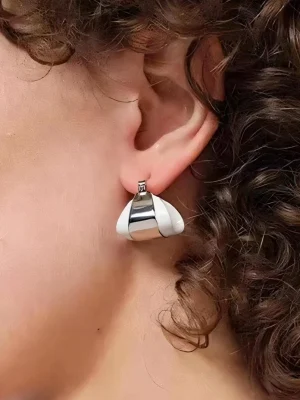 vintage-earrings-triangle-hoop-design-1 vintage earrings