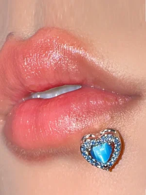 body-jeweller-heart-lip-piercing-stud-3 Sparkling diamond heart lip stud piercing | Bubbleoo