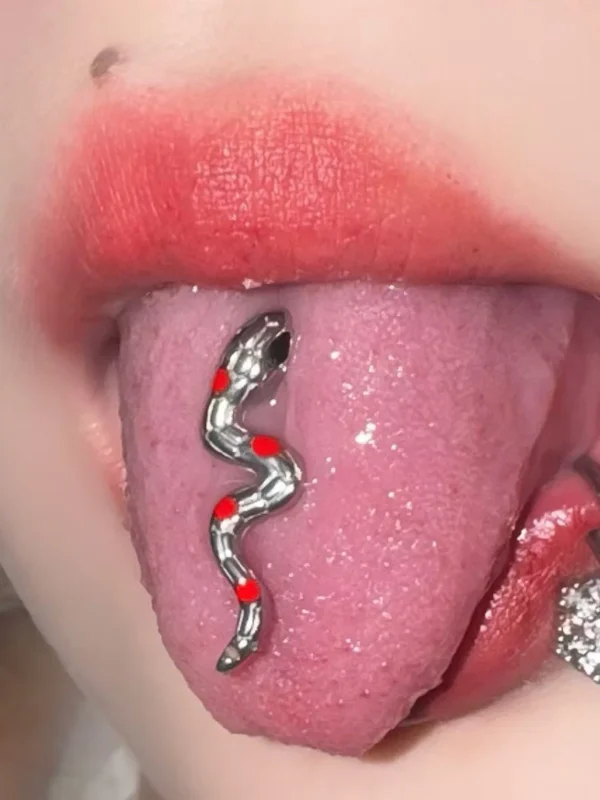 body-jeweller-snake-tongue-stud-2 Silver winding snake tongue stud piercing model shot