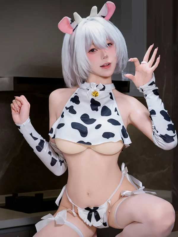 cow-costumes-5-pieces-lingerie-set-3 Sexy cow print micro bikini costume with matching bottoms